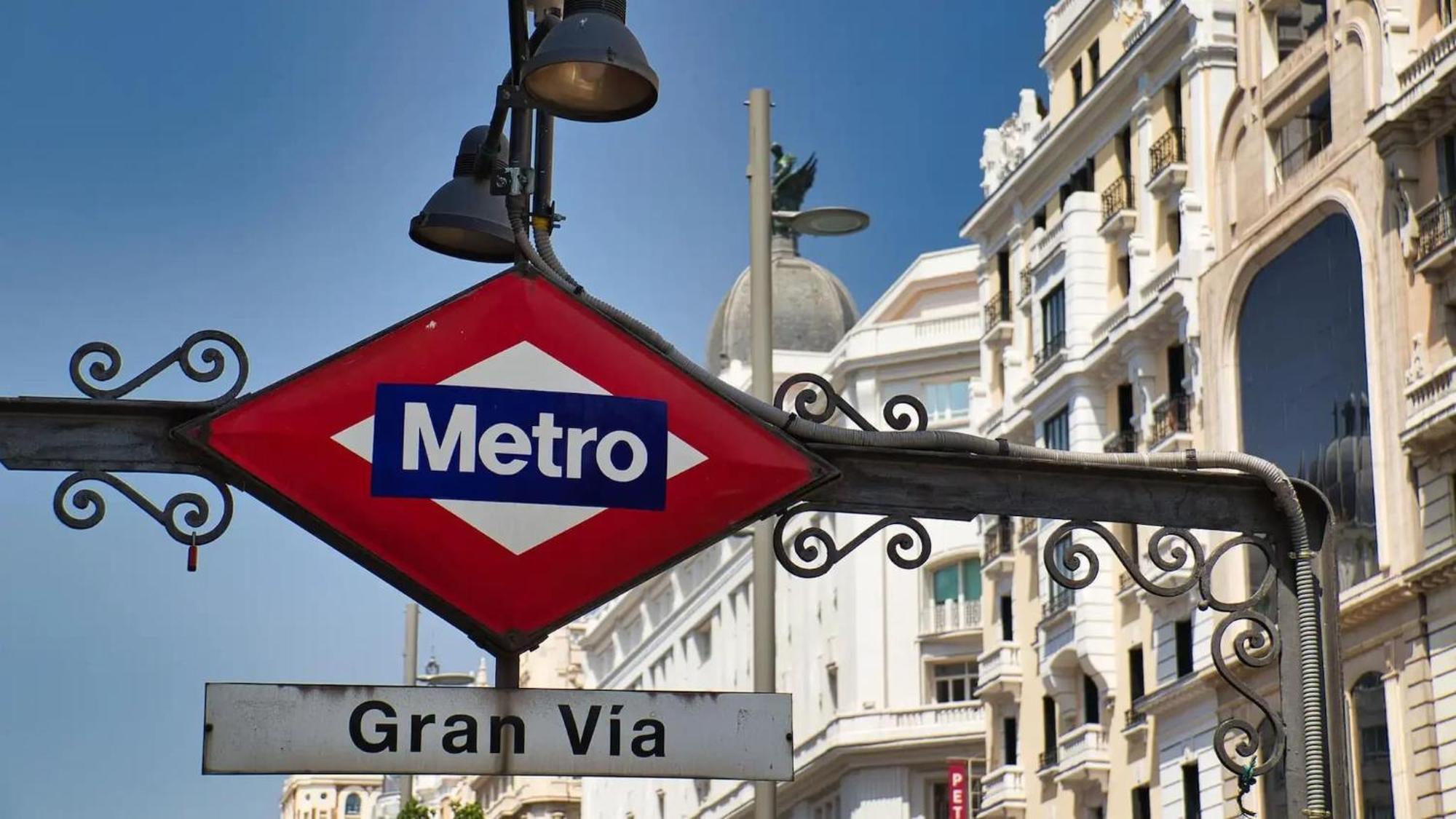 Apartamentos Day Madrid Tribunal Centro Gran Via Sol 외부 사진