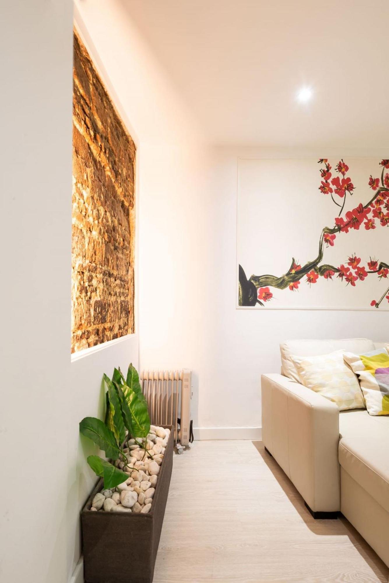 Apartamentos Day Madrid Tribunal Centro Gran Via Sol 외부 사진