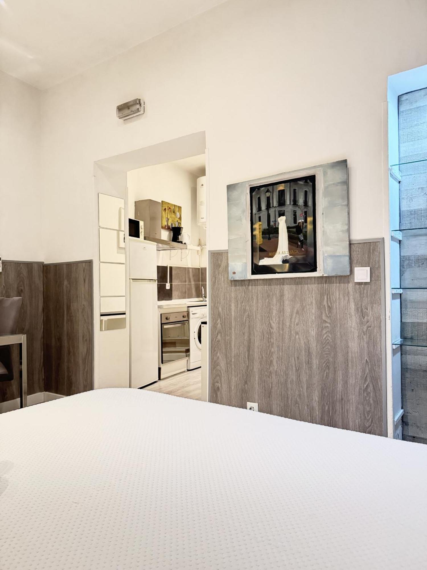Apartamentos Day Madrid Tribunal Centro Gran Via Sol 외부 사진